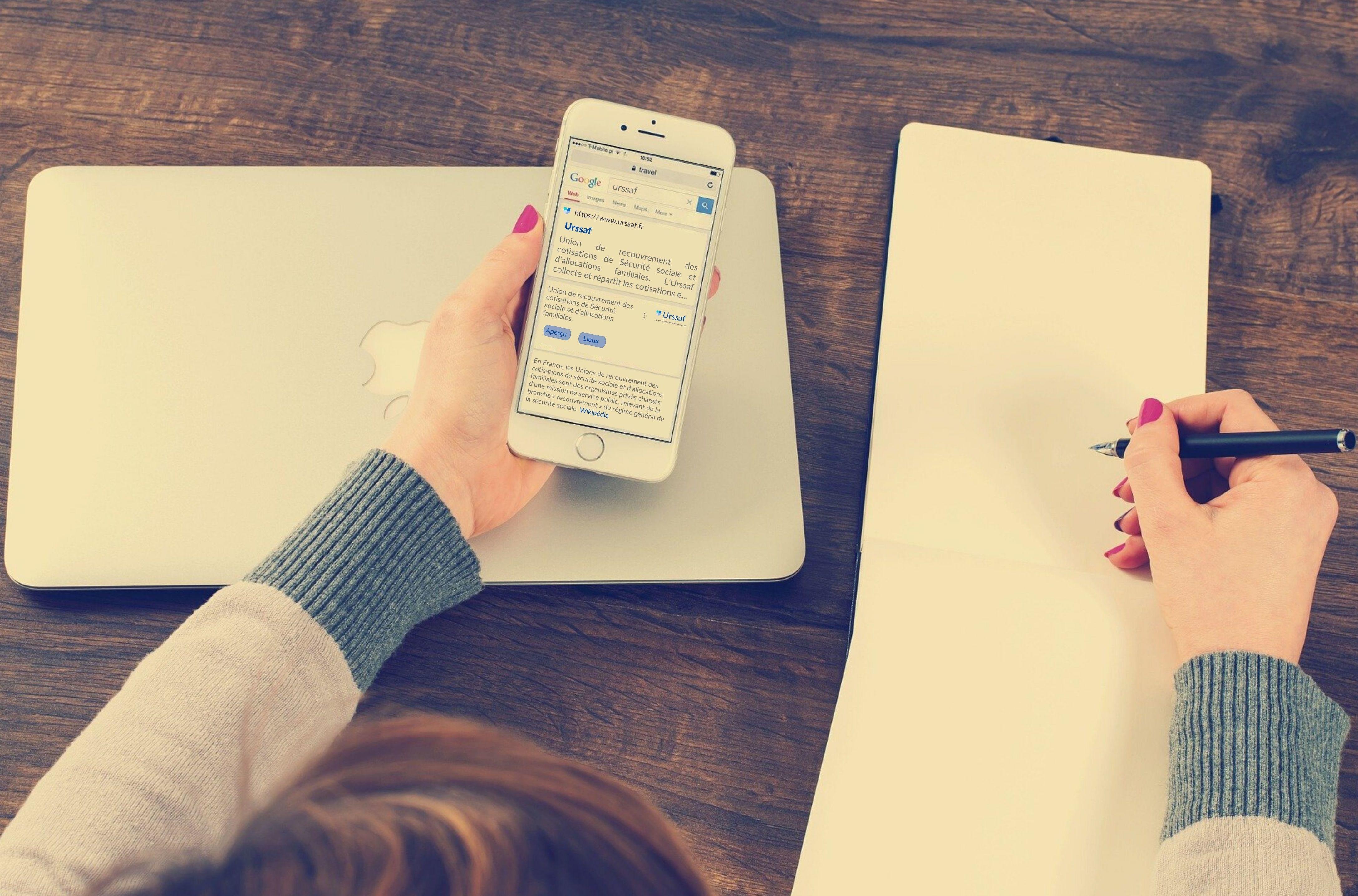 plagiar un trabajo manuscrito o digital